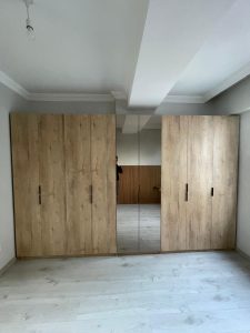 Üsküdar camlı gardrop